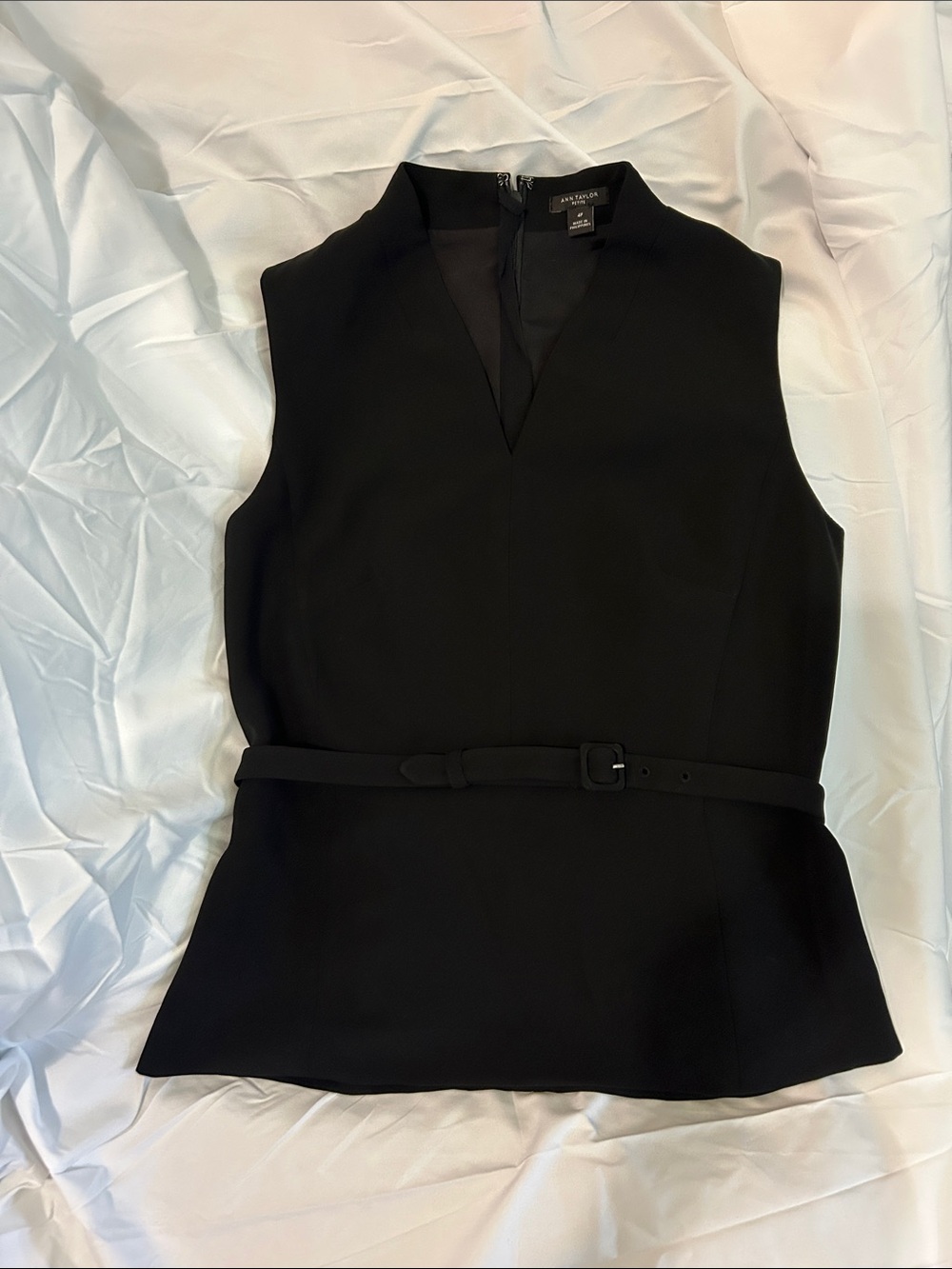 Ann Taylor Black Sleeveless V-Neck Belted Shell Top